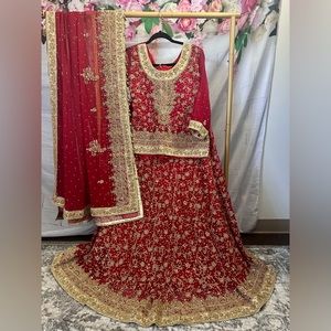 Beautiful 😍 desi wedding gown